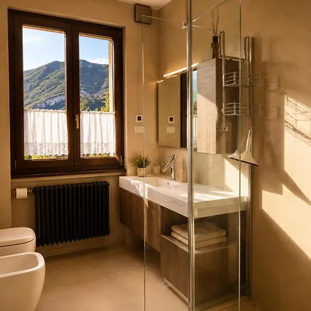Villa La Perla, *