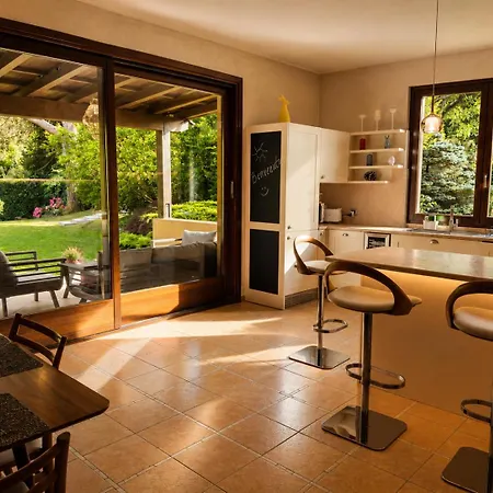 La Perla, Villa Bellagio